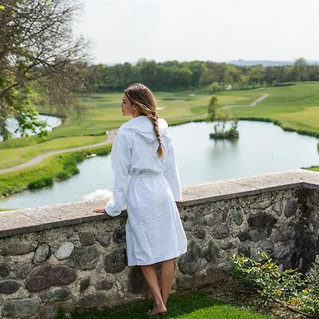 Qc Grand Arzaga Garda & Golf