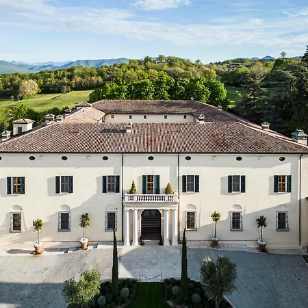 ホテル Qc Grand Arzaga Garda & Golf Calvagese della Riviera